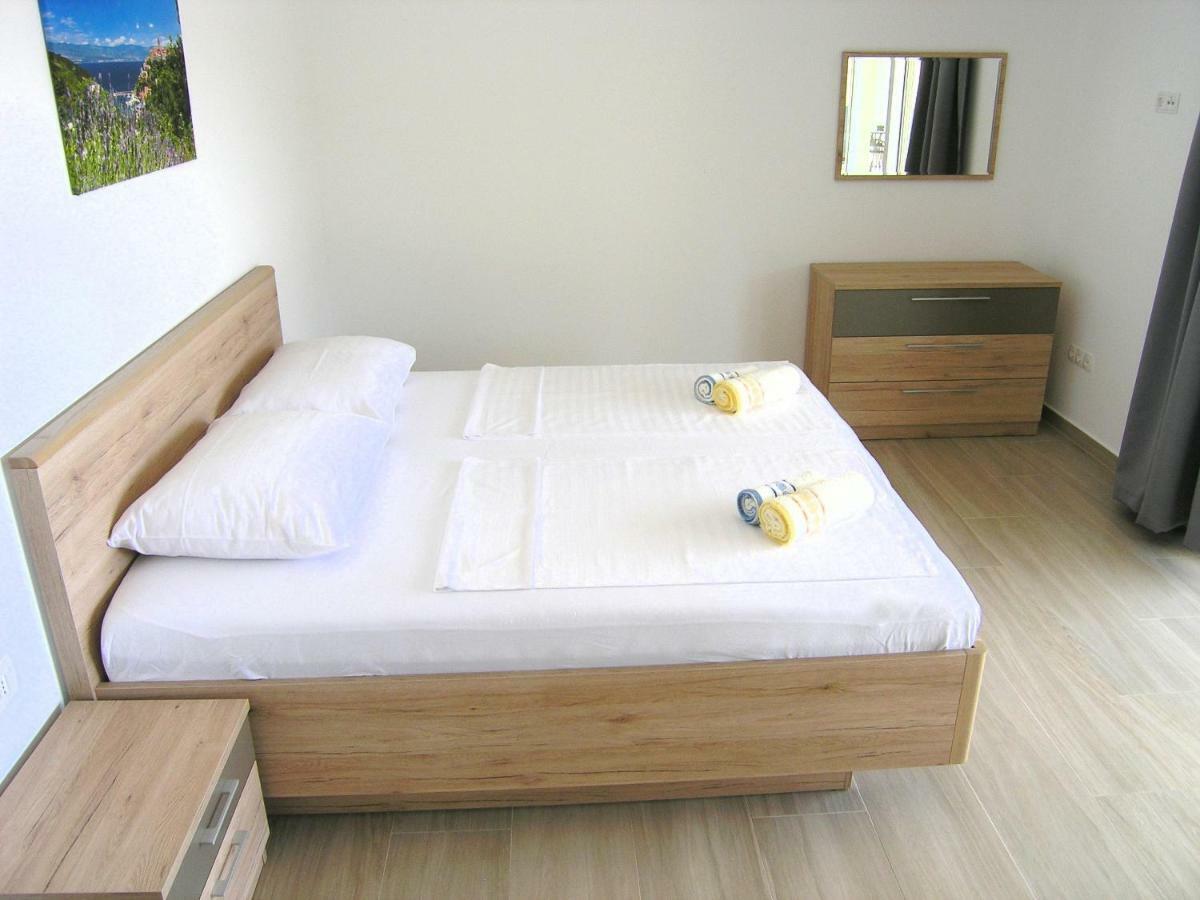 Apartmani Krajinovic 크르크 외부 사진