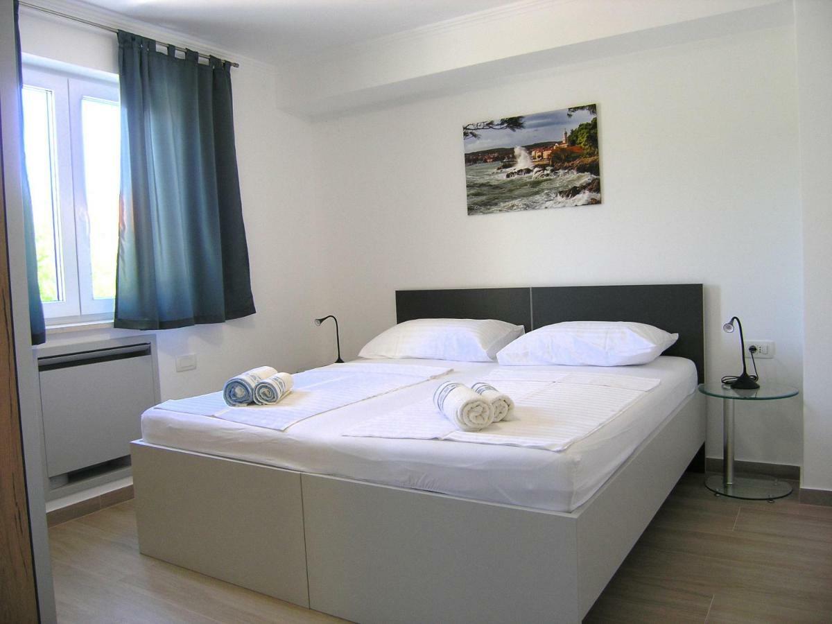 Apartmani Krajinovic 크르크 외부 사진