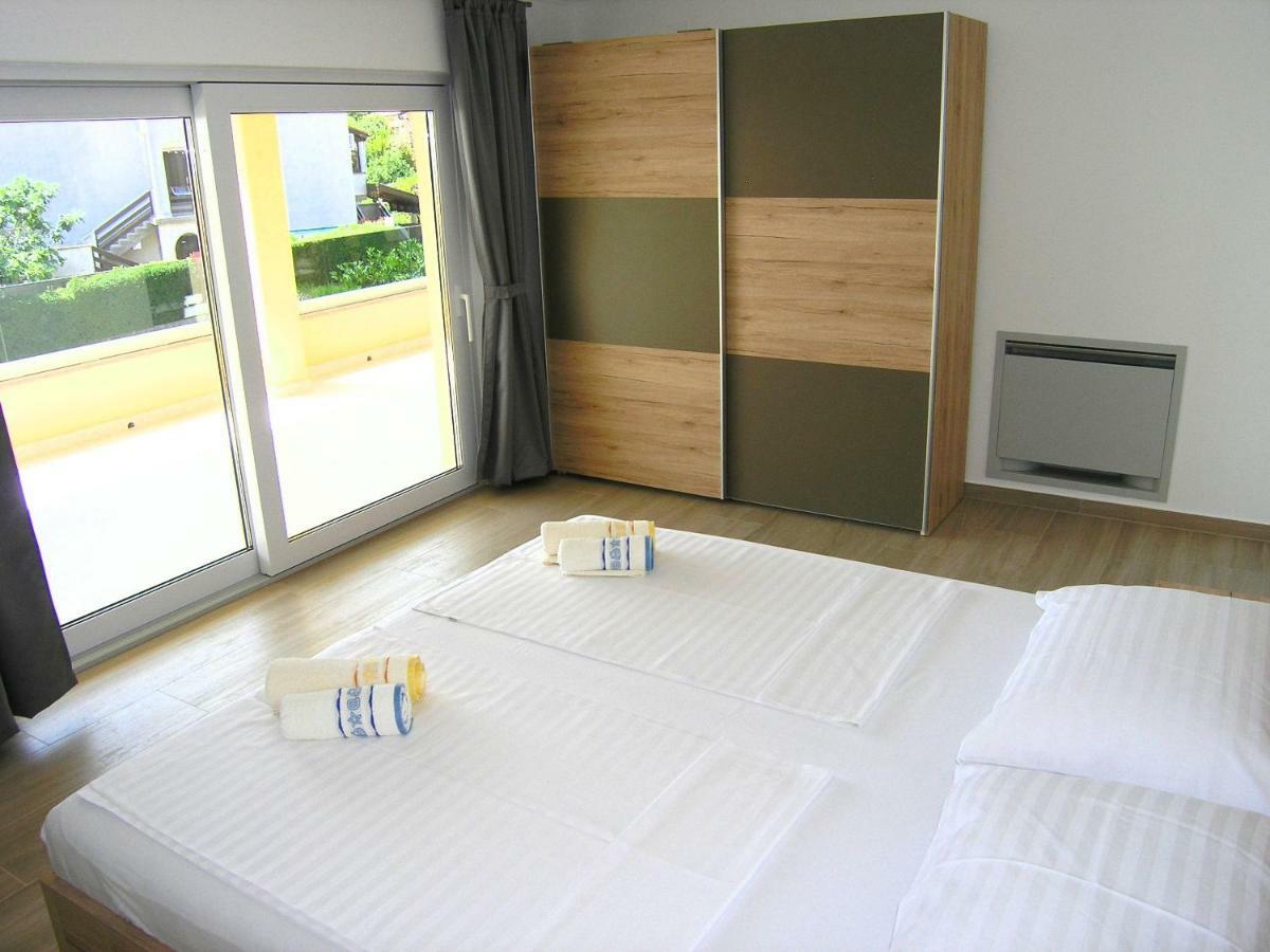 Apartmani Krajinovic 크르크 외부 사진